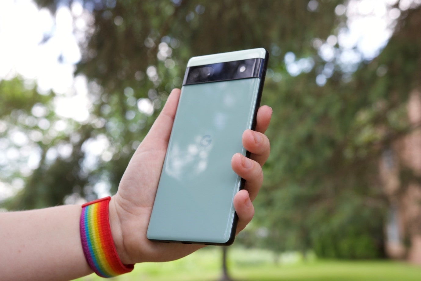 Budget phone for students in 2023 to be cool BeyondtheClassroom